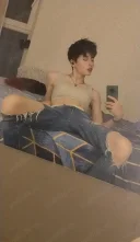 Salut ma numesc alex 24 ani pot oferii servicii totale si multe alte fantezii - imagine 3