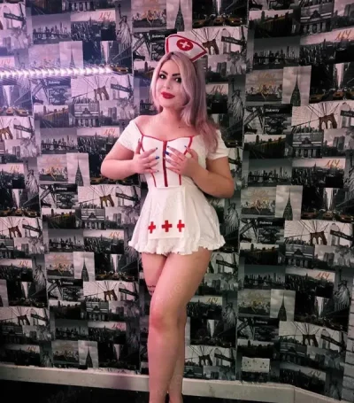 Hai sa ne distram la mine sau la tine