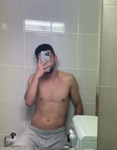 Baiat escort nou la tine in oras