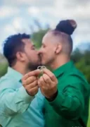 Bi interesat de bi hetero activi intre 27 si 59 pt experiente noi poate si mai mult - imagine 1