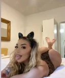 Heyy sunt elly pasionala si plina de viata - imagine 1