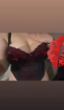 Buna sunt larisa - imagine 1