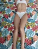 Bruneta tanara bd 1mai - imagine 4