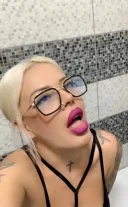 Escorta educata - imagine 3