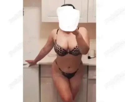 Buna ma numesc alexadra