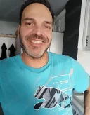 Barbat 43 de ani pt doamne domnisoare - imagine 1