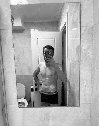 Diponibil pentru cupluri si doamne va astept la locatia mea