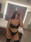 Buna ma numesc camelia doar 3 zile - imagine 1