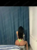 Bruneta focoasa - imagine 2