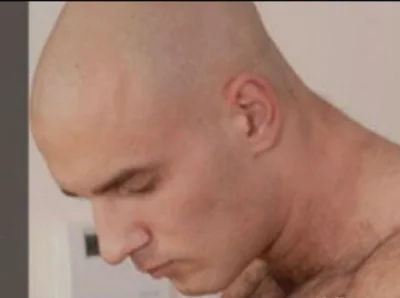 Relatie discreta cu doamna 40