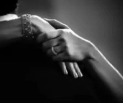 Tip caut o relatie cu o Doamna Domnisoara