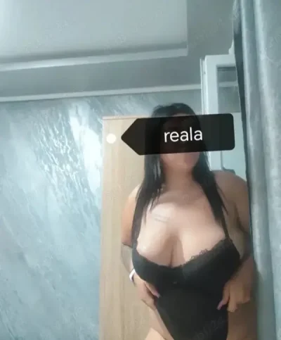 Brubeta apetisanta 25ani singura in locatie fac deplasari la tine hotel pensiune