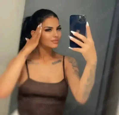 Larisa deplasari la tine sau hotel