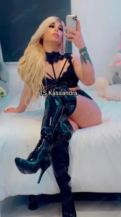 Kassandra veniti la un moment de relaxare