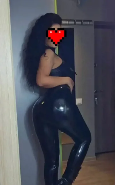 Noua in orasul tau am si piercing in zona intima