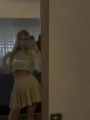 Buna sunt evelina am 20 ani - imagine 1