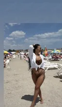 Eva fata noua in oras - imagine 1