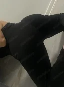 Bella aici pentru placerile tale - imagine 1