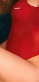 Doamna bruneta si matura - imagine 2