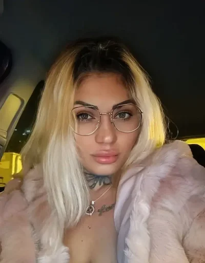 Escorta lux party doar whatsApp