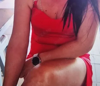 Cuplu serios cautam alt cuplu