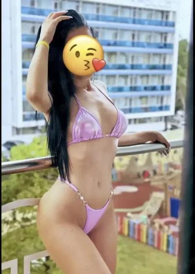 Doar deplasari hotel sau domiciliu new new amanta de noapte