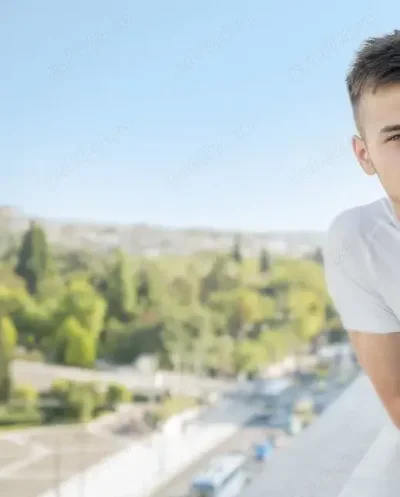 Caut doamne si domnisoare