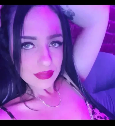 La tine sau la hootel