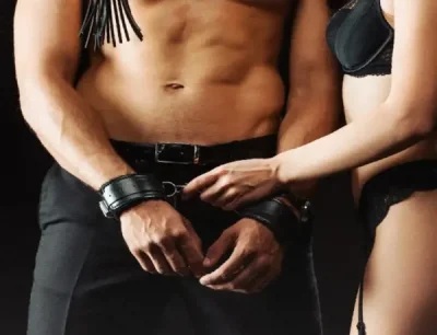 Dominare sub controlul meu placerea incepe cu supunerea ta