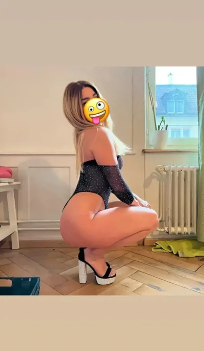 Show web si apoi intalniri sms whapp