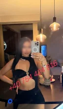 Bruneta sexy doar deplasari - imagine 2