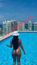 Bruneta sexy doar deplasari - imagine 3