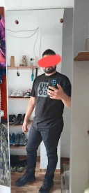 Tip galant amabil si respectuos - imagine 1