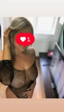 Ofer compania mea intr un cadru intim si romantic total diferit de ceea ce ai mai incercat - imagine 1