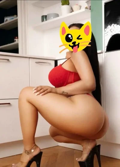 Bruneta noua in orasul tau