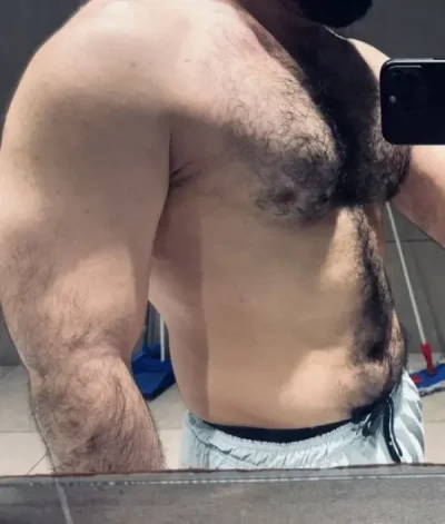 Baiat activ dotat bine initiez incepatori