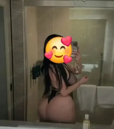 Buna denisa 28 de ani