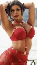 Transexual noua in oras - imagine 1