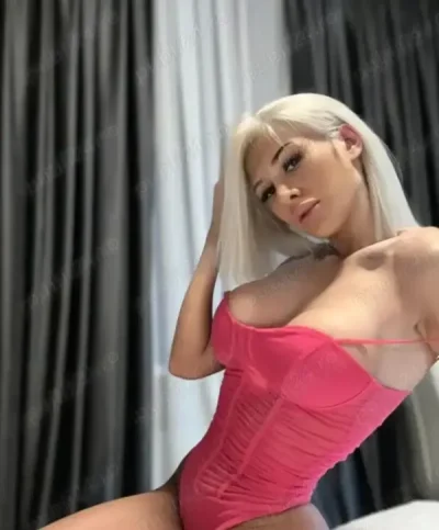 Pentru domni generosi siliconata masaj erotic relaxare suna ma sa te incant