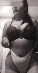 Sunt o fata cu bun simt ofer servicii fara graba si fara fite - imagine 1