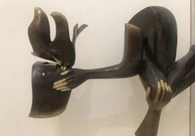 Pentru femei mature si generoase