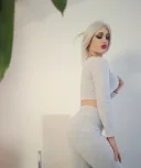 Transexuala la tine in oras - imagine 1