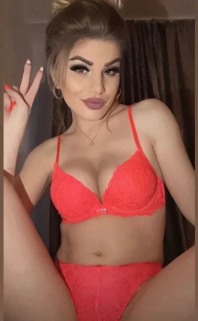 Femeie reala fac si deplasari la hotel