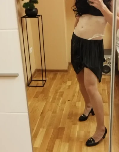 ESCORTĂ TRAVESTITĂ ACTIVĂ,DOTATĂ,PENTRU CEI PASIVI