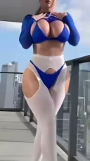 Andreea blonda sexy - imagine 3