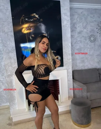 Columbianca exotica cu forme perfecte si siliconata