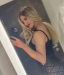 Transexxx pornista hot senzatii tari - imagine 2