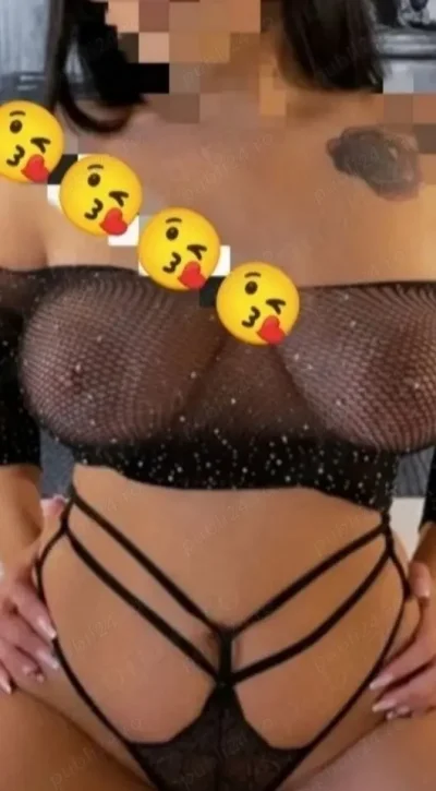 Buna ma numesc ana si am 25 de anii beszelek magyarul