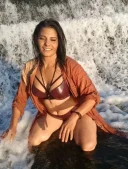 Monica o fata dulce ori vrei tu imi placevsa sarut pasionala - imagine 4