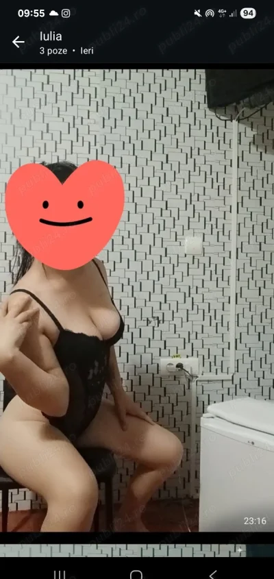 Buna ma numesc roxana